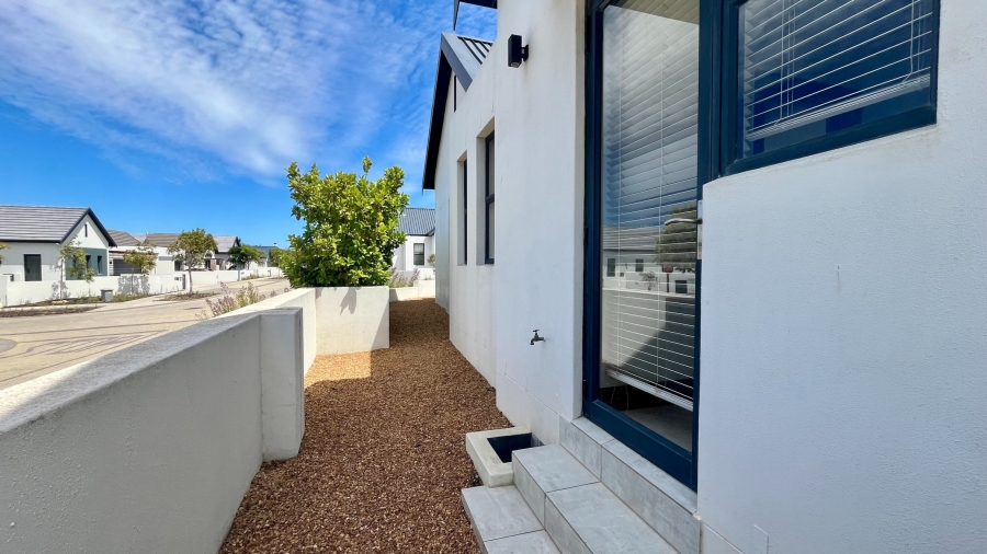 3 Bedroom Property for Sale in Sitari Country Estate Western Cape